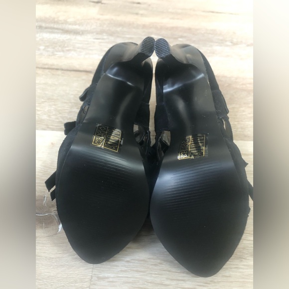 NEW N.Y.L.A ‘Kirby’ Black Suede Open Toe Fringe Bootie Heels, Size 6 - Picture 8 of 9